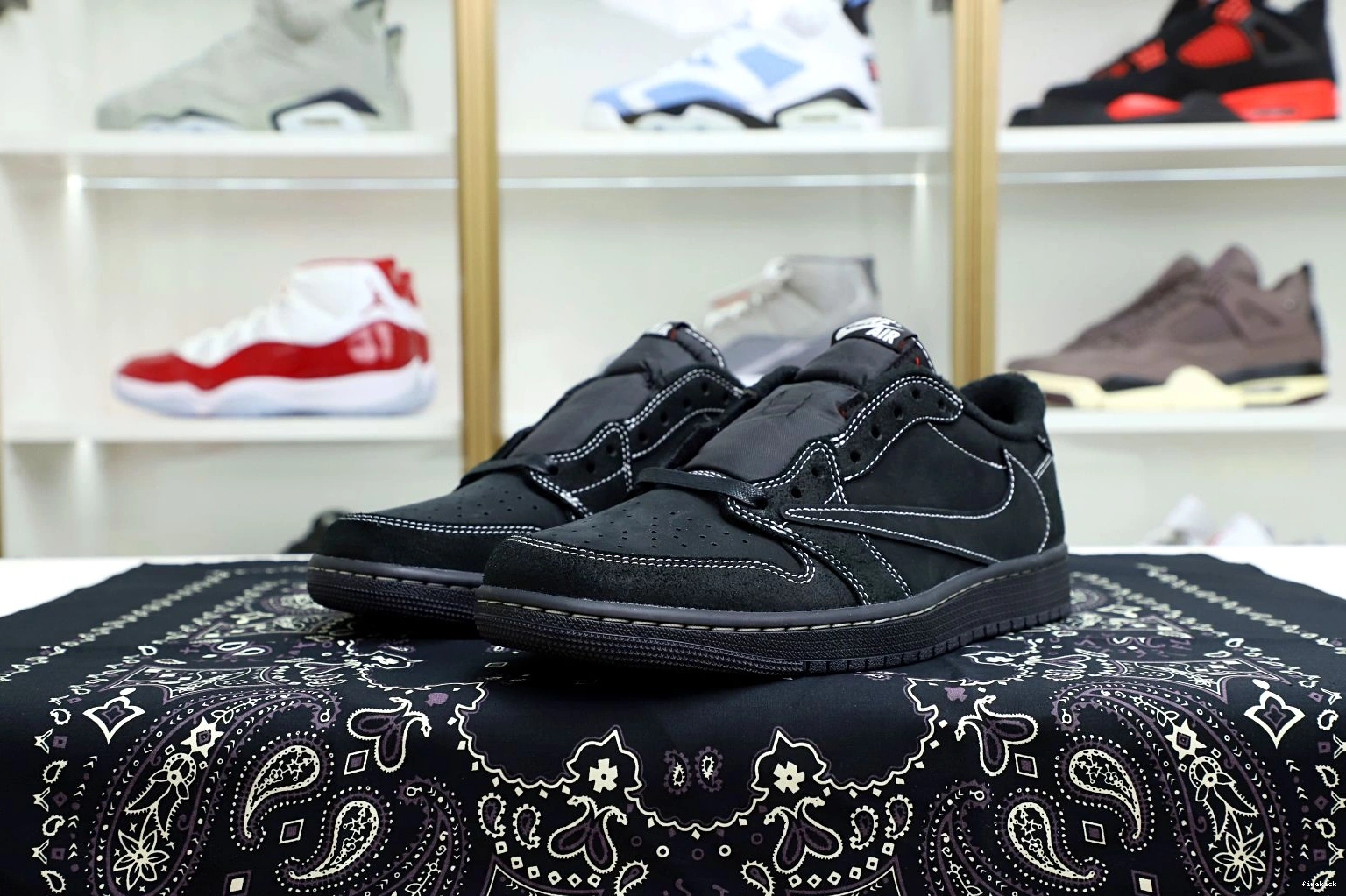 TRAVIS NIKE JORDAN X LOW SCOTT AIR “BLACK PHANTOM” 1 OG 0128